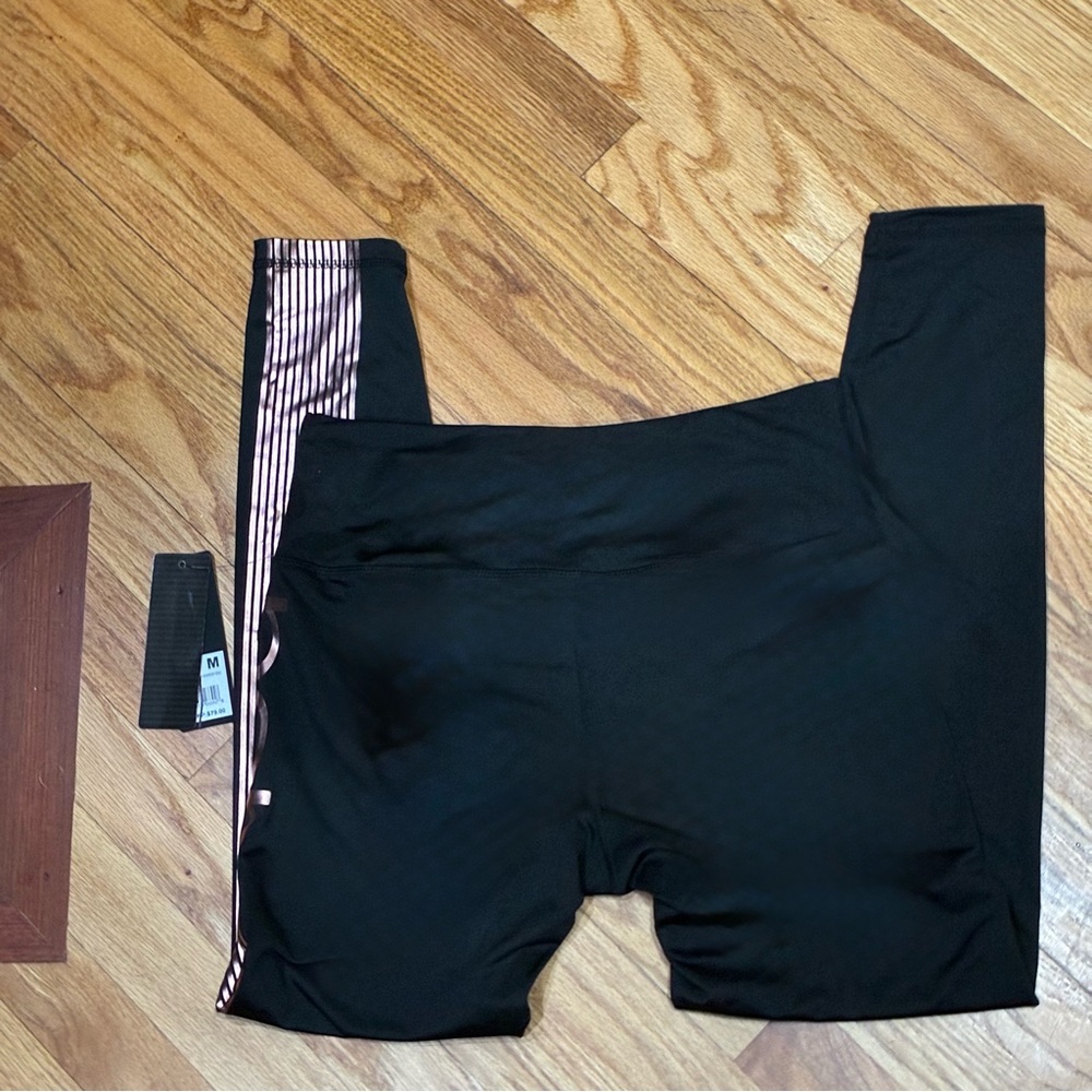 NWT “Bebe Sport” Black with Rose Gold Metallic Laser Cut Logo Legging Size: M - Picture 8 of 11